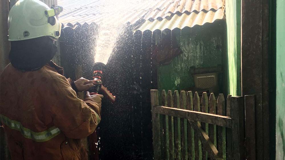 Kandang Ayam Terbakar di Desa Seduri Mojokerto, Pemilik Ikut Tewas