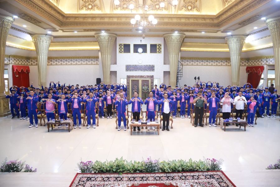 Bupati Fawait Berangkatkan 140 Atlet untuk Berlaga di Porprov IX Malang