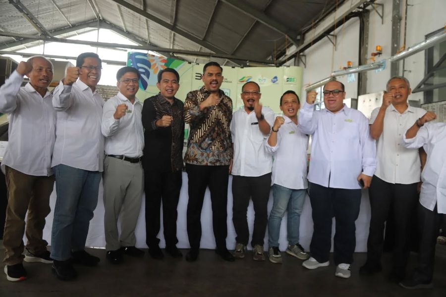 Menteri Maman Abdurrahman Kagum dengan Perkembangan UMKM Holding di Jember