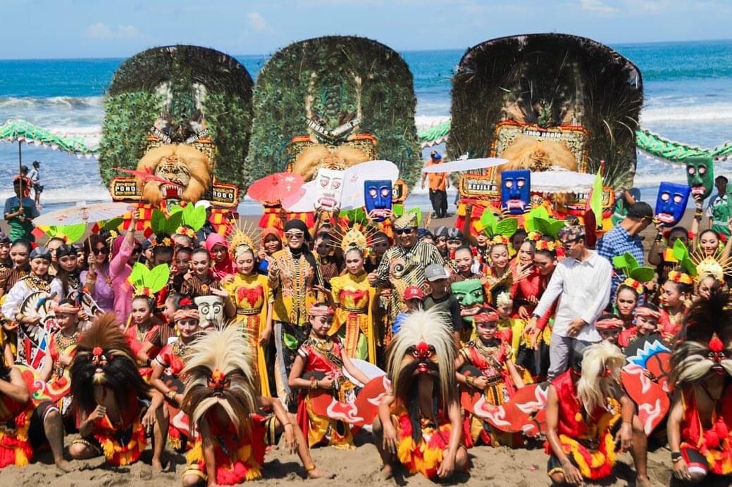 Parade Pegon Jember Diusulkan Sebagai Kharisma Event Nusantara dan WBTB