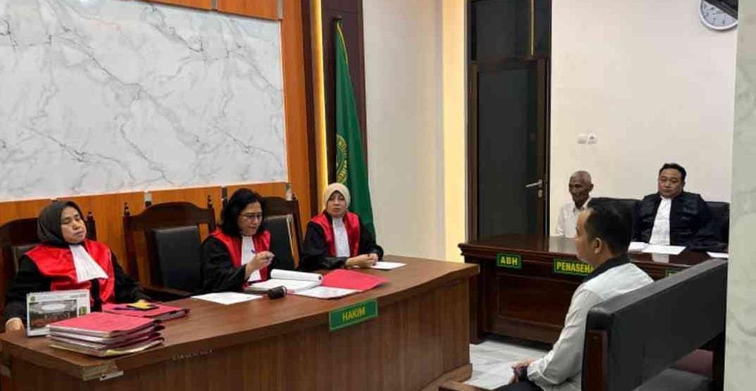 Gegara Berikan Keterangan Palsu, Seorang Kakek di Mojokerto Diadili