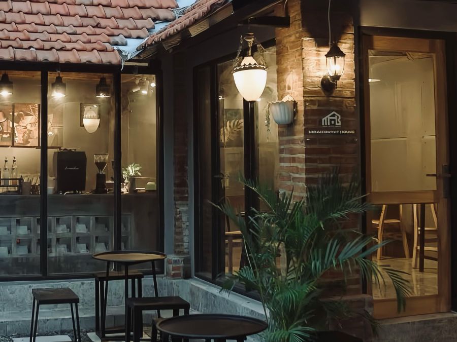 Mbah Buyut House, Kafe Tersembunyi di Tengah Pedesaan Mojokerto, Nuansa Homie yang Asri