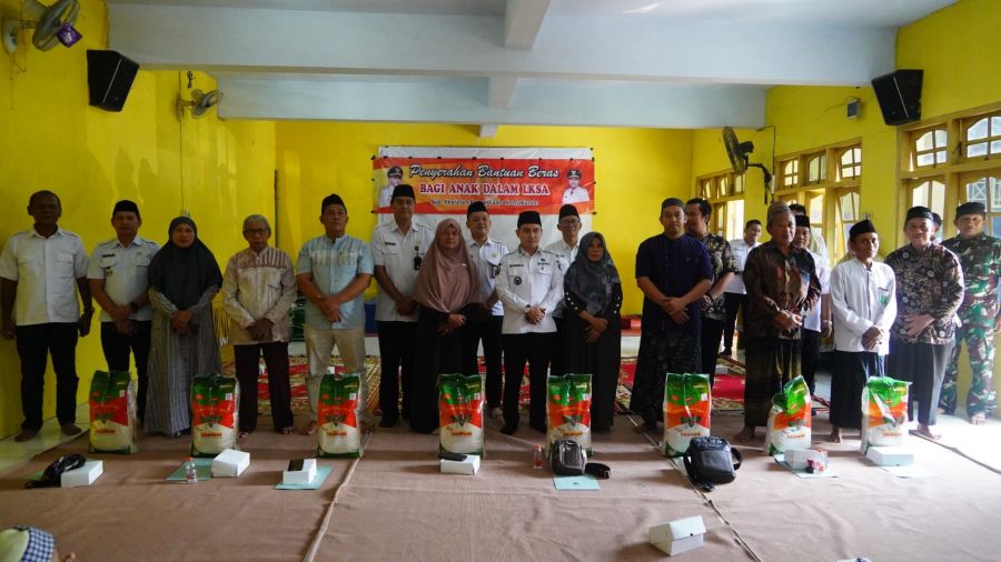 257 Anak Panti di Mojokerto Terima Bantuan Beras, Gus Barra Tekankan Pemenuhan Hak Anak Tak Boleh Terabaikan