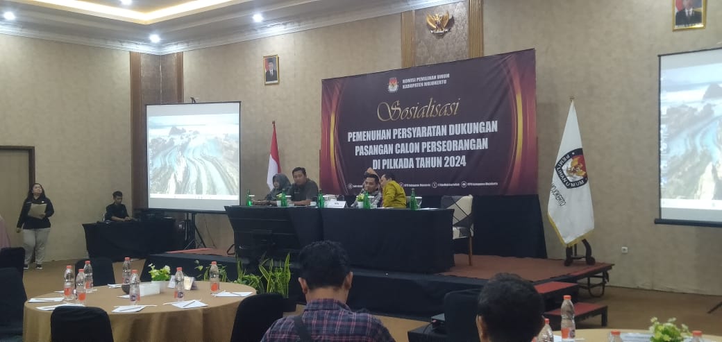 Maju Cabup Mojokerto Lewat Jalur Independen Harus Kumpulkan 63.445 KTP Dukungan