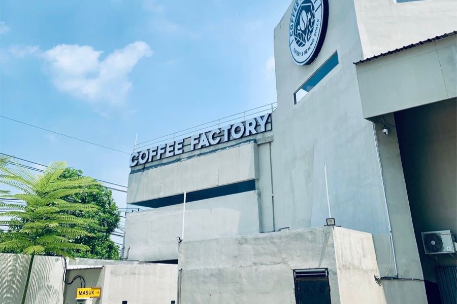 Factory Cafe Mojokerto, Magnet Baru untuk Nongkrong Estetik