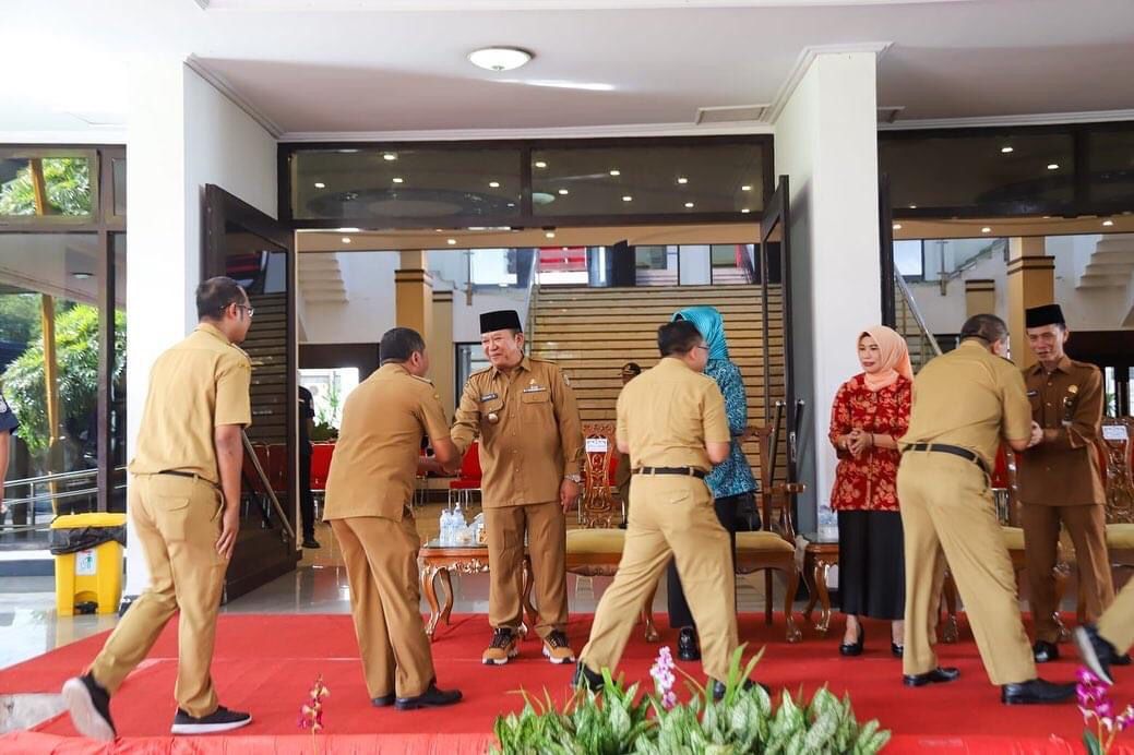 Apel Perdana ASN Pasca Lebaran, Bupati Jember Bangga ASN dan Ini Pesannya 