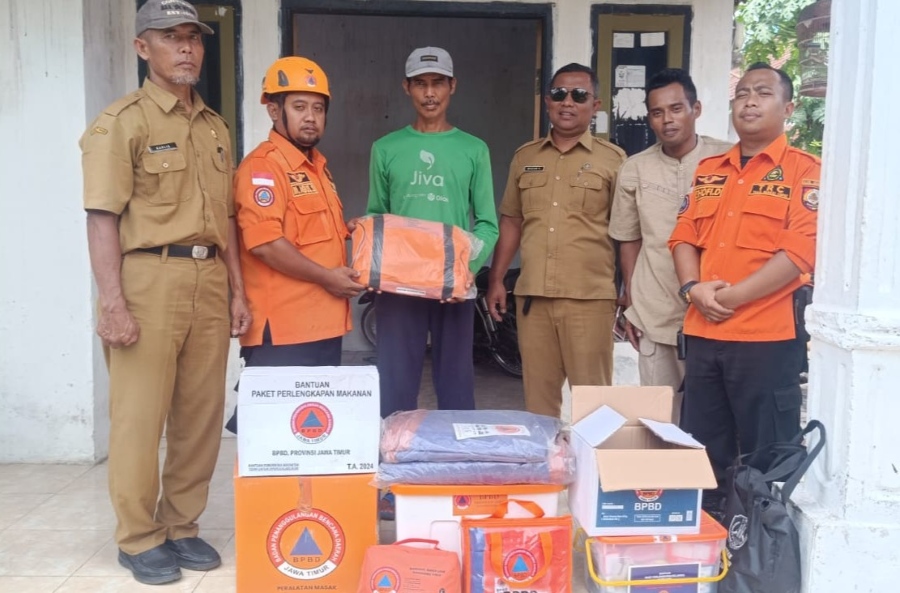 BPBD Jember Salurkan Bantuan Korban Rumah Terbakar