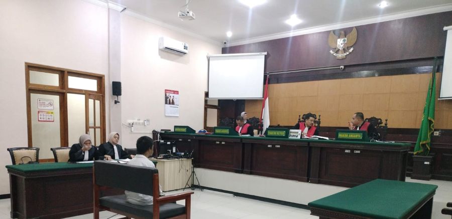 Jual Istri untuk Threesome, Pria Asal Gresik Dituntut 7 Tahun Penjara dan Denda Rp 200 Juta