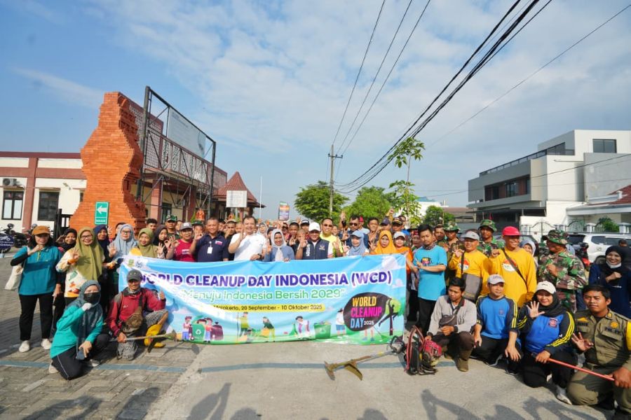 Sedikitnya 2.400 Warga Kota Mojokerto Bergerak Serentak di World Clean Up Day 2025