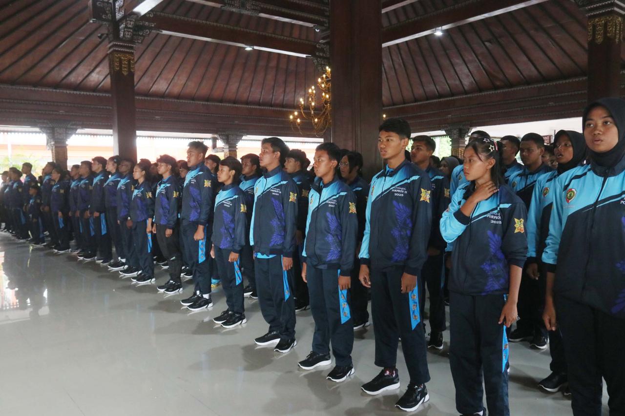 323 Atlet Kabupaten Mojokerto Dilepas Wabup Berlaga ke Ajang Porprov IX Jatim