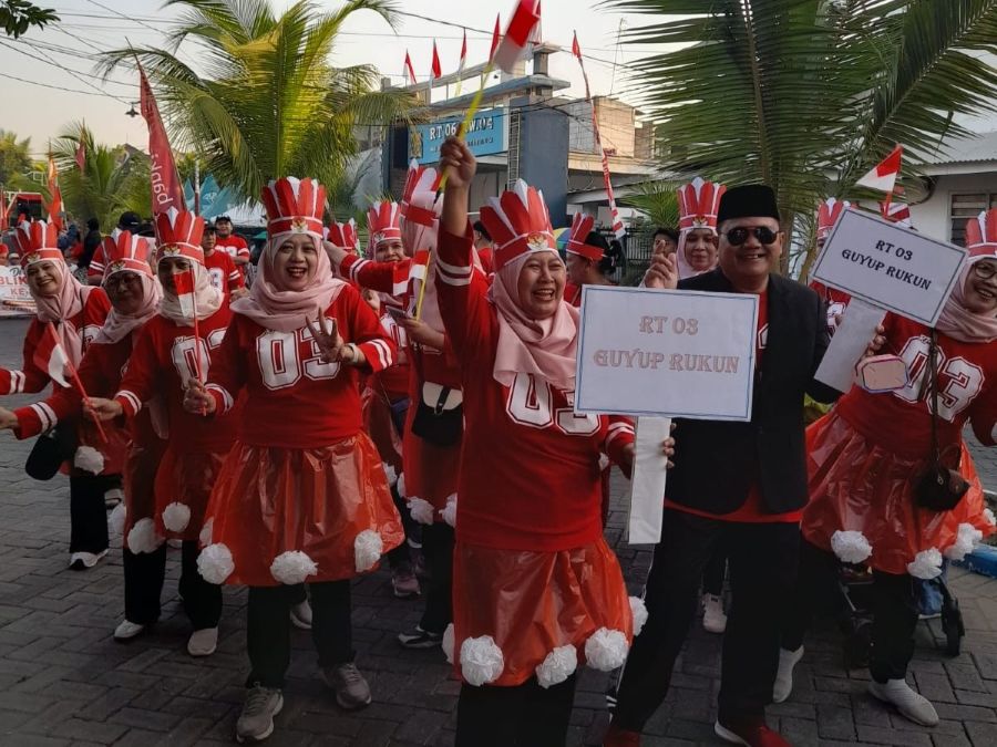 Kostum Unik hingga Ratusan Hadiah, Warga GPI Mojokerto Rayakan Kemerdekaan dengan Penuh Kegembiraan