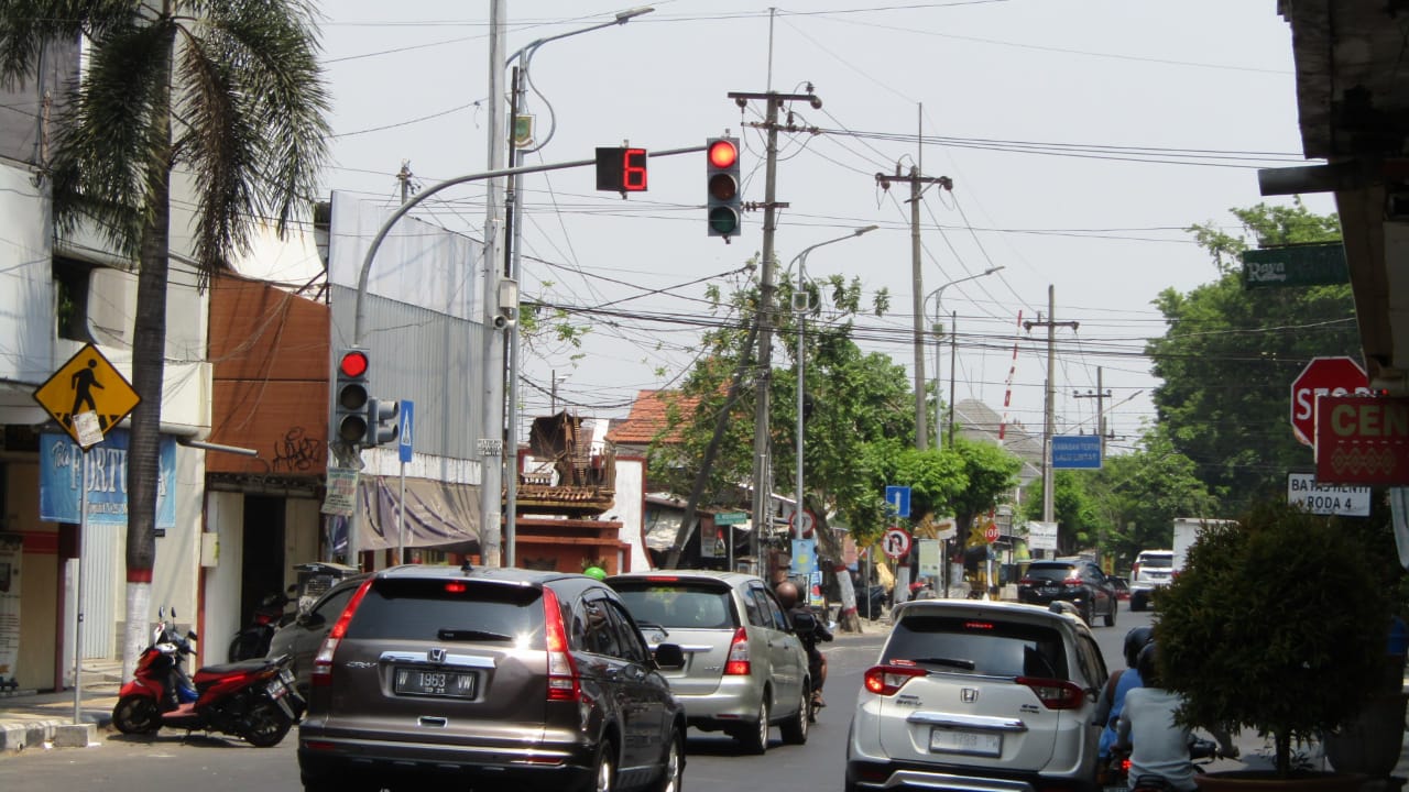 Penerapan ETLE di Kota Mojokerto, CCTV Siap Rekam Pelanggaran di Traffic Light