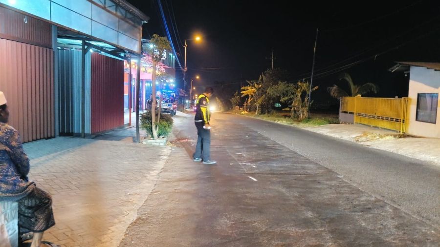 Pejalan Kaki Tewas Usai Tertabrak Sepeda Motor di Mojokerto