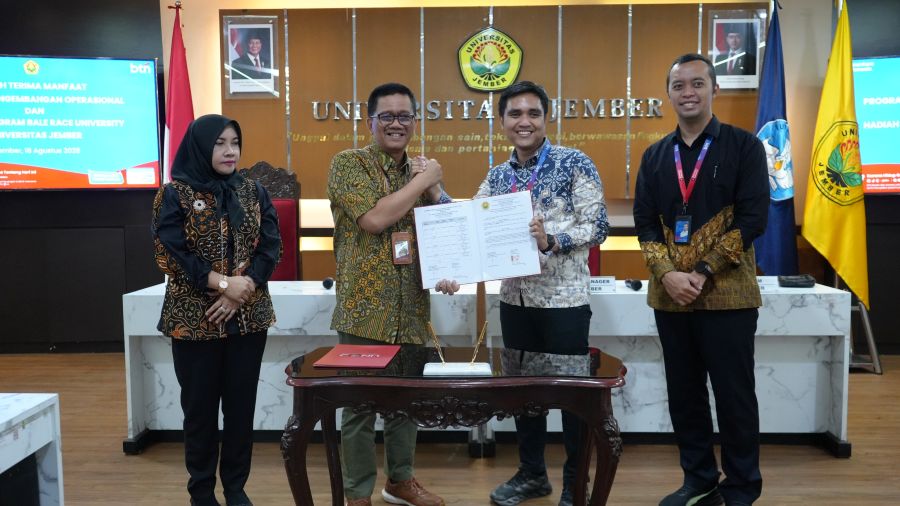 Empat Mobil Listrik Meluncur di Kampus Unej, Langkah Baru Menuju Green Campus