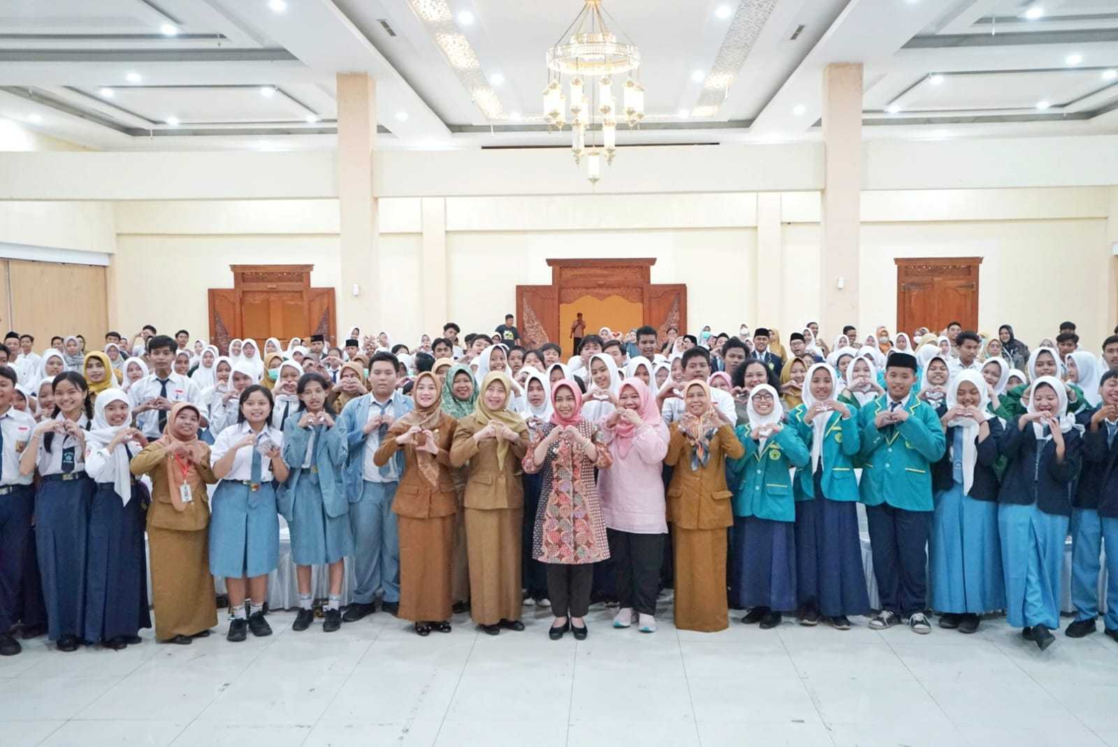 Wali Kota Mojokerto Ajak Semua Pihak Berantas Bullying Anak-anak dan Remaja