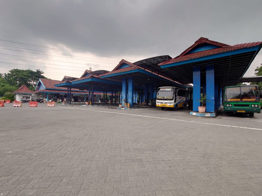Puncak Arus Balik Libur Nataru, Penumpang Diperkirakan Tembus 60 Persen di Terminal Kertajaya Mojokerto