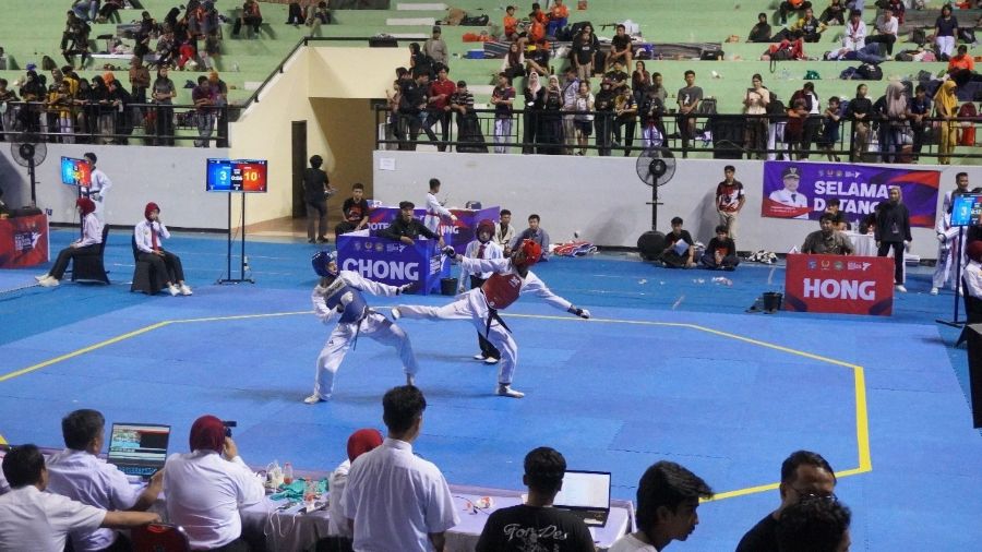 Atlet Taekwondo Ubaya Meraih 9 Medali pada Kejuaraan Piala Wali Kota Surabaya