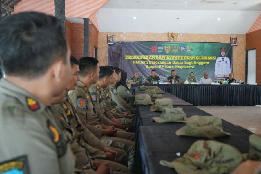 Wali Kota Mojokerto Minta Satpol PP Tak Sekadar Jalankan Perintah, tetapi Pahami Fungsi Pelayanan Publik