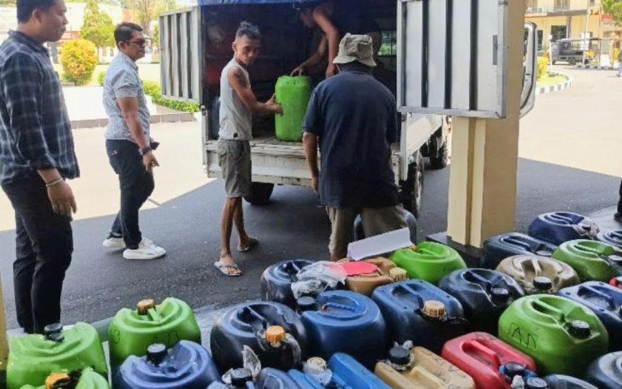 Timbun 1 Ton Pertalite, Dua Pria di Bondowoso Diciduk Polisi