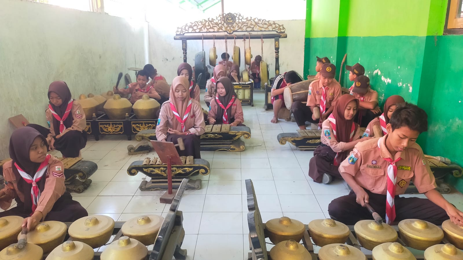 Program ‘’Orisinal’’ SMPN2 Pungging Bekali Siswa Siap Terjun ke Masyarakat