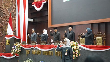 DPRD Jatim Resmi Boyong 3 Nama Pj Gubernur ke Kemendagri