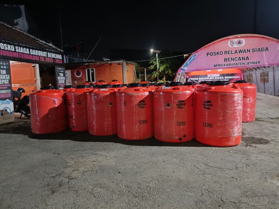 BPBD Jatim Kirim 30 Tandon Air untuk Perkuat Penanganan Kekeringan di Jember