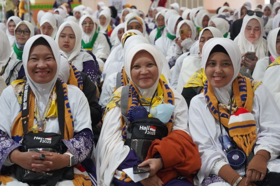 5.591 Jemaah Haji Embarkasi Surabaya Telah Berangkat ke Tanah Suci