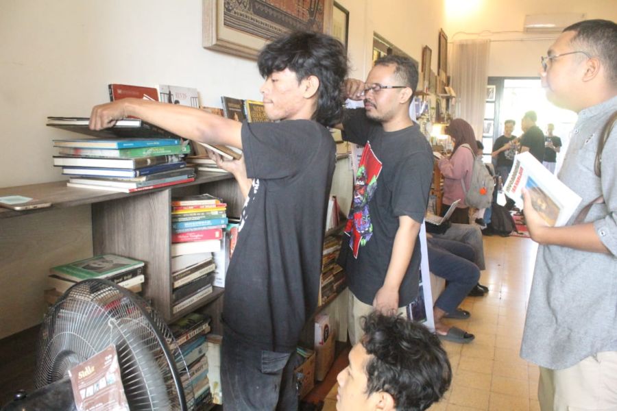 Pekan Buku Sruntul Volume 4 Usai Digelar, Dorong Ekosistem Literasi di Surabaya