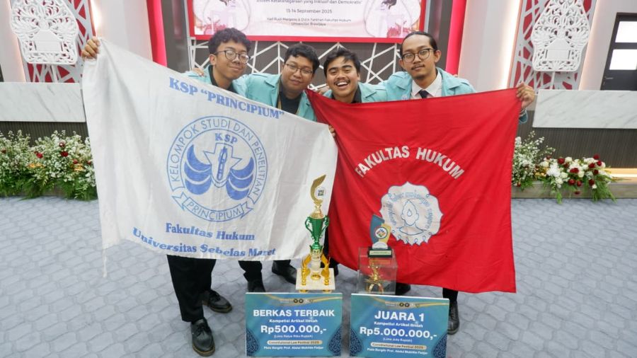 Arek Mojokerto Kuliah di FH UNS Sabet Juara I di Ajang Constitutional Law Festival 2025 Tingkat Nasional