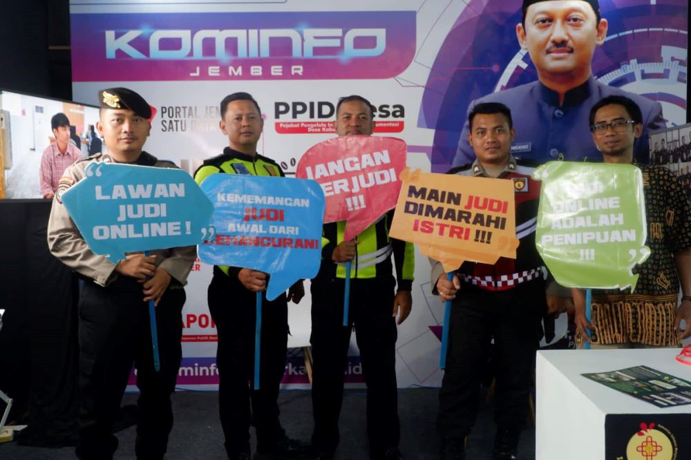 Diskominfo Jember Pamerkan J-KOPI pada Ajang Jatim Digifest 2024 di Tuban