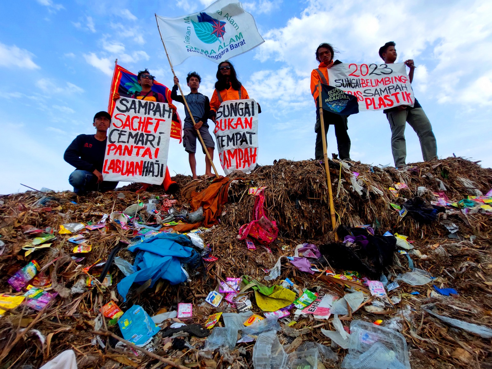 BRUIN Ungkap Temuan Pencemar Plastik Terbesar di 64 Titik di Indonesia