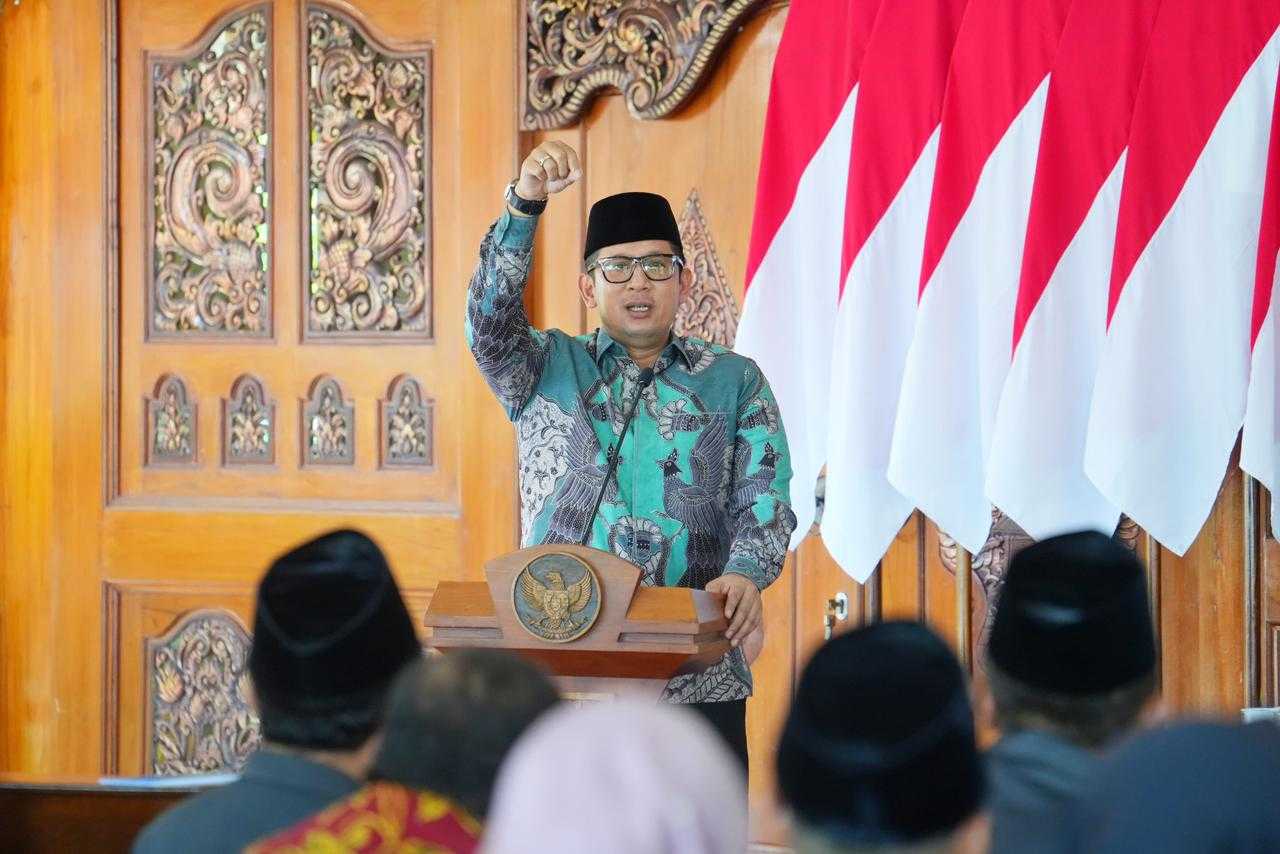 Jaga Harmonisasi , PJ Wali Kota Tekankan Implemetasi Moderasi Beragama