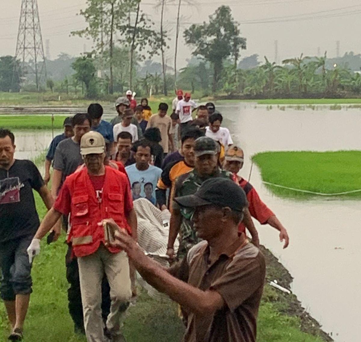 Petani Mojokerto Tewas Tersambar Petir di Sawah