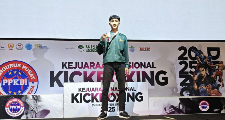 Atlet Kickboxing Mojokerto Raih Medali Perak di Kejurnas Nasional 2025 