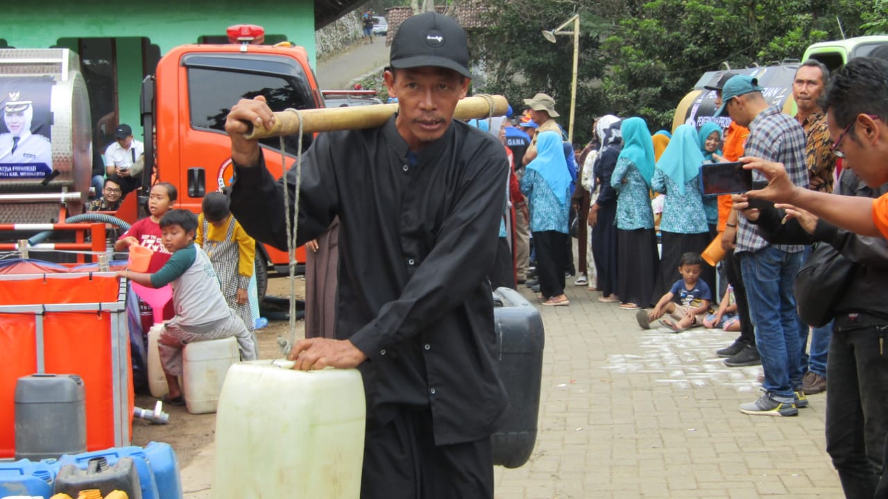 Bantuan Air Bersih untuk Tiga Desa Kekeringan di Mojokerto Berakhir