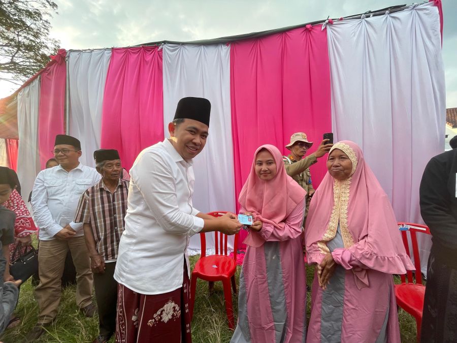Bupati Jember Kembali Berkantor di Desa Berikan Layanan Langsung kepada Masyarakat