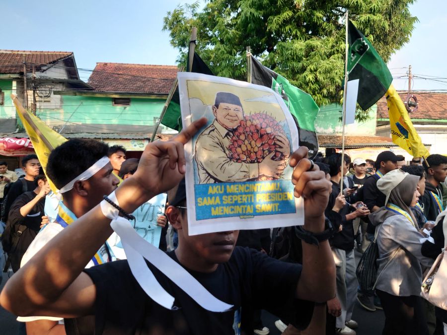 Soroti MBG dan Koperasi Merah Putih, Ratusan Mahasiswa Mojokerto Datangi DPRD 