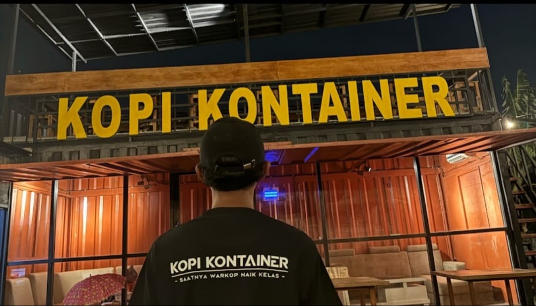 Kopi Kontainer, Sensasi Ngopi di Tempat Bekas Kontainer yang Unik