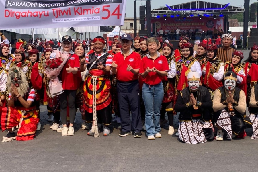 Barongsai, Tari Kecak, Remo Massal, Puncak HUT ke 54 Tjiwi Kimia, Jaga Warisan, Hidupkan Ekonomi Masyarakat