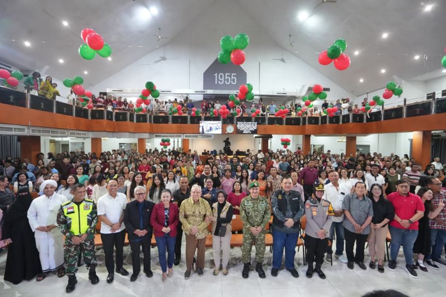 Pastikan Nataru Aman, Wali Kota Mojokerto beserta Forkopimda Plus Tinjau Posko Natal dan Gereja