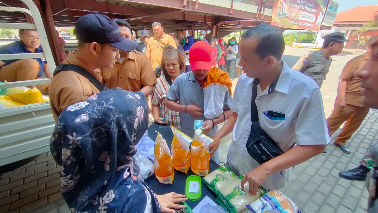 Pasar Murah Rutin di Mojokerto, untuk Tekan Kenaikan Harga Bapok