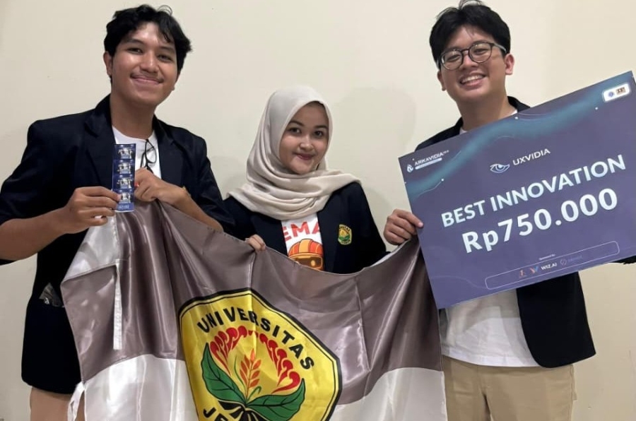 Mahasiswa Sistem Informasi UNEJ Sabet 2 Gelar Juara Nasional dengan 2 Platform