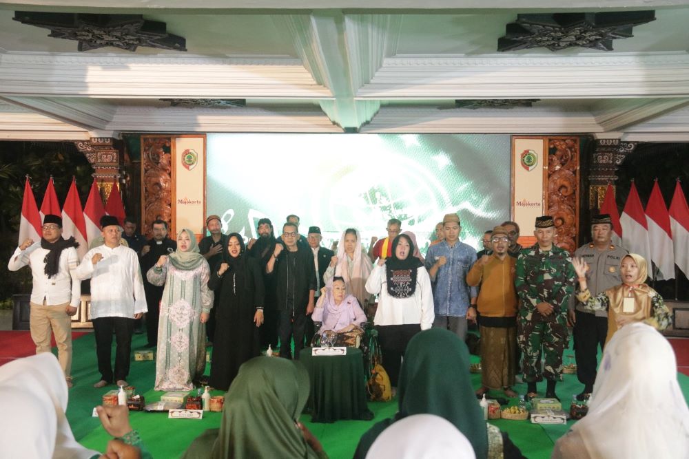 Sinta Nuriyah Hadiri Sahur Bersama Kelompok Lintas Agama di Mojokerto, Rawat Keberagaman Bangsa