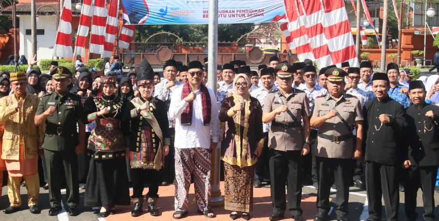 Hardiknas 2026 Mojokerto, Gus Barra Gaungkan Deep Learning dan Kunci Sukses 3M Pendidikan