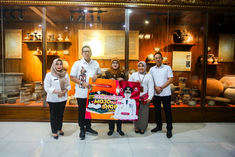 Hadiah Mojo Shop Fiesta Bukan ''Kaleng- Kaleng'' : Umrah dan Sepeda Motor