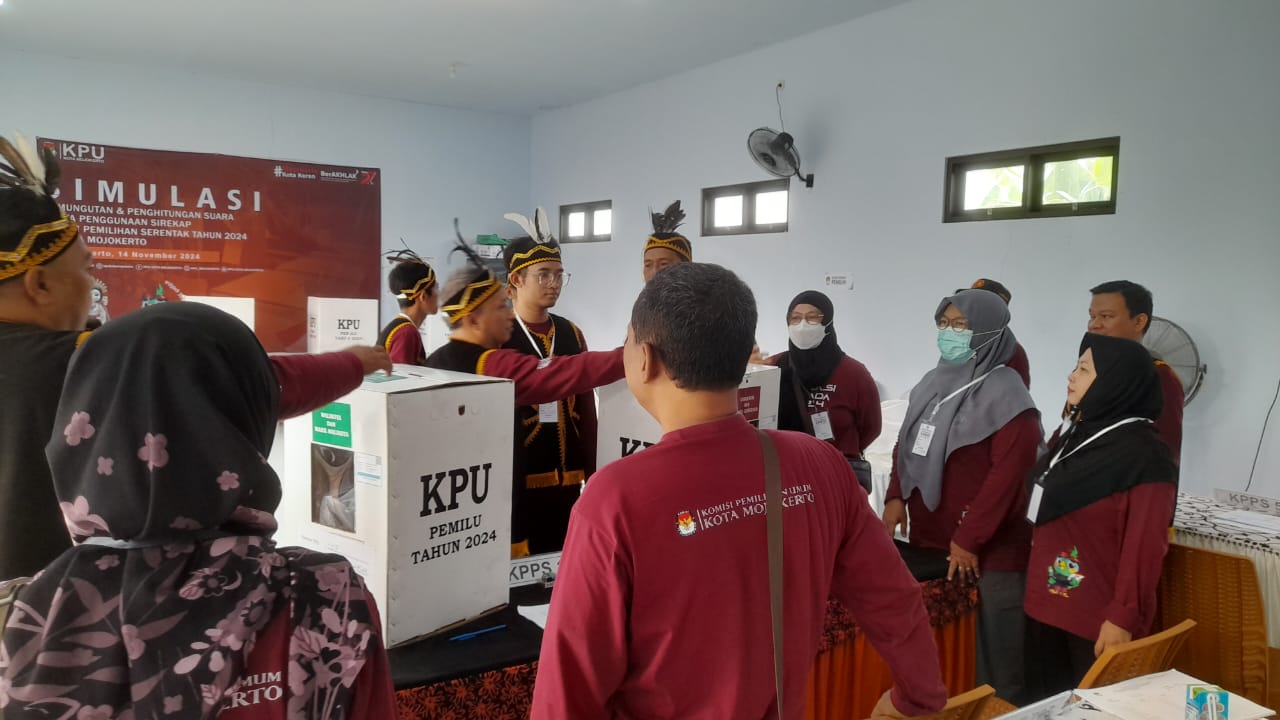 Kapolsek dan Camat Magersari Ingatkan KPU Kota Mojokerto Kemungkinan Terjadi Banjir Saat Pencoblosan