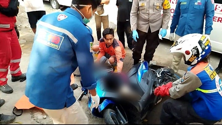 Petugas DLH Kota Mojokerto Ditemukan Meninggal di Jalan