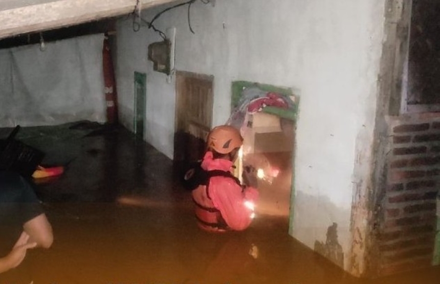 Hujan Deras Picu Banjir dan Longsor di Jember, 191 KK Terdampak