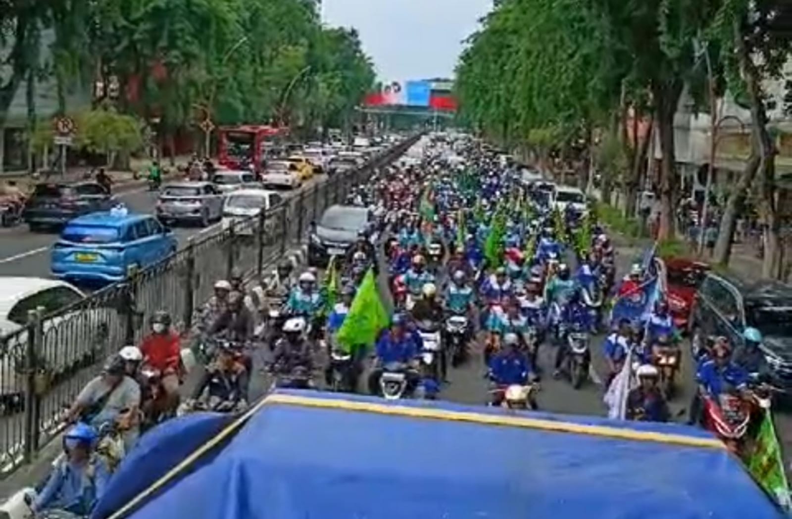 Buruh Mojokerto Kawal Penetapan UMK 2025 ke Surabaya, Usulkan Kenaikan 6,5 Persen