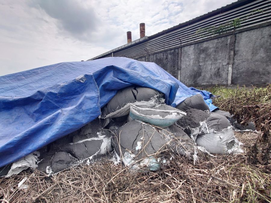 Walhi Jatim Soroti Temuan Limbah B3 di Mojokerto, Minta Tindak Tegas Pelaku Pembuangan Limbah